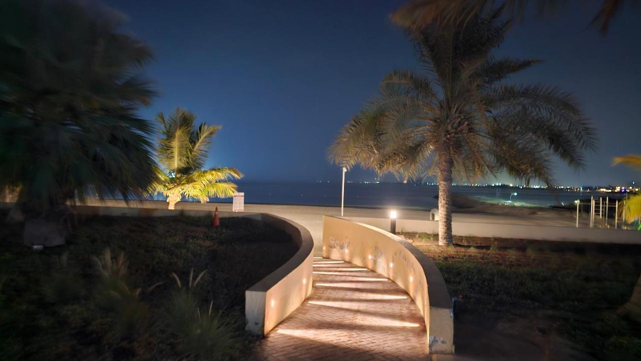 Full Sea View Apartment Ras al-Khaimah